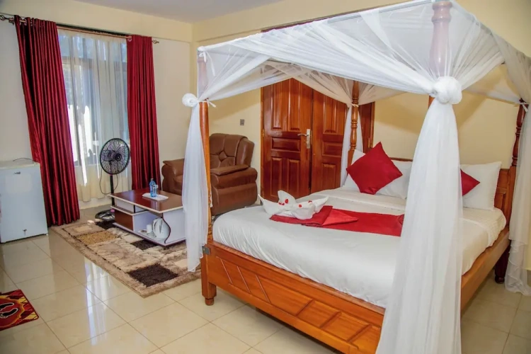 Standard Single room with balcony and with garden view