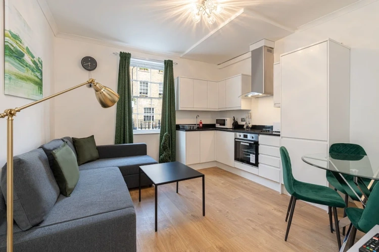 Superior Apartment