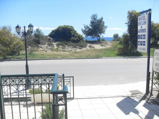 Hotel Pavlos & Studios