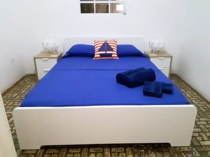 2 Bedrooms Apartment with city view