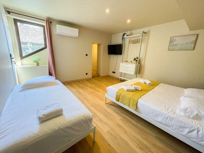 Standard Quadruple room