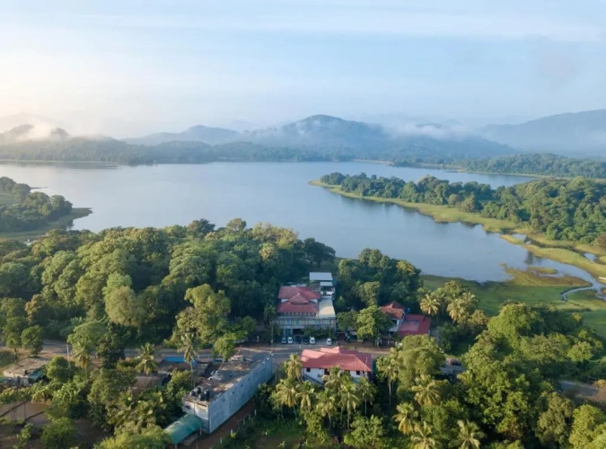 Deluxe Double room with lake view