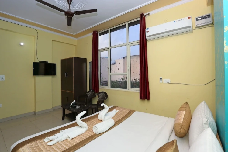 Deluxe Double room
