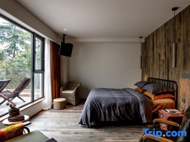 Standard Double Club room with balcony