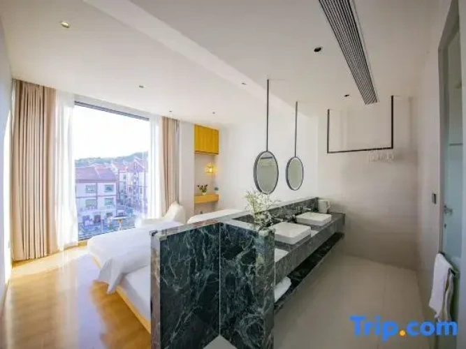 Luxury Twin room with sea view