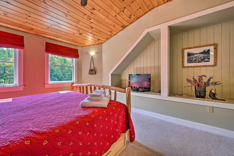 2 Bedrooms Apartment