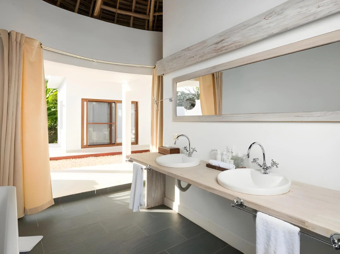 Gold Zanzibar Beach House & Spa photo 10