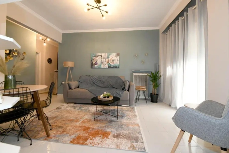 2 Bedrooms Apartment