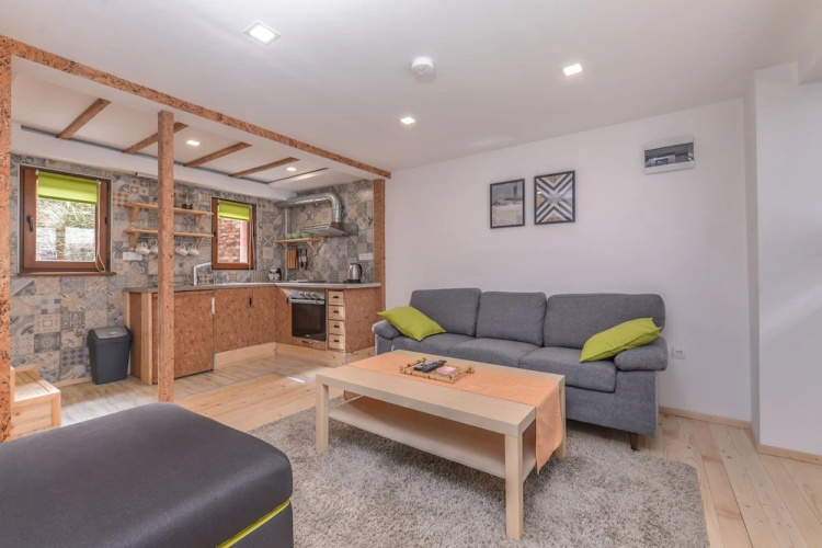 FM Deluxe 2-BDR Maisonette - Artistic Serdika