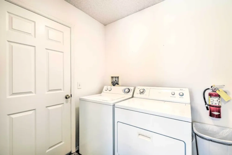 2 Bedrooms Cottage