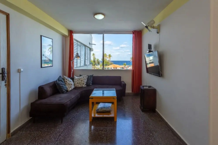 3 Bedroom Oceanview Apartment