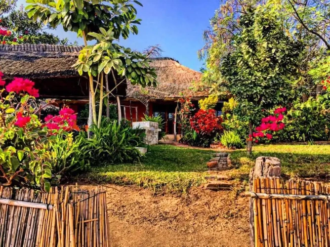 2 Bedrooms Comfort Cottage with lake view