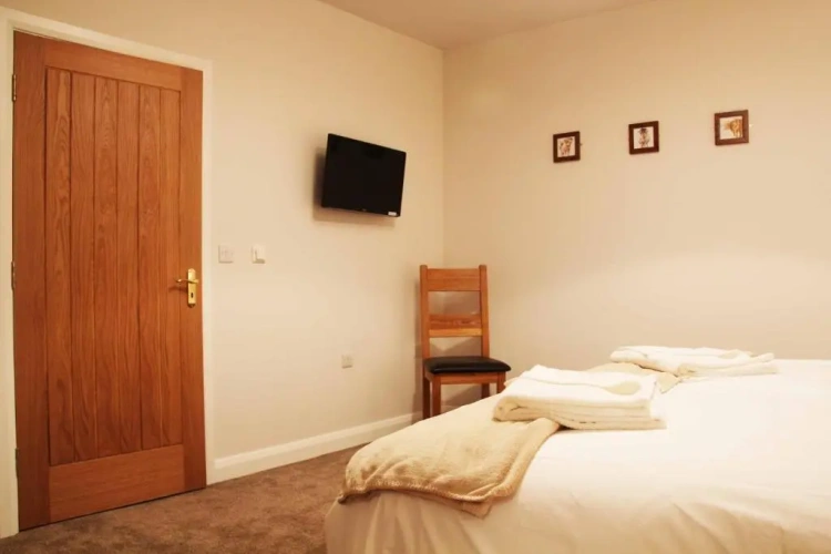 Standard Double Basement room