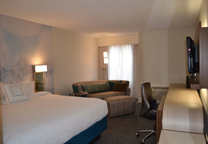 Courtyard Cape Cod Hyannis