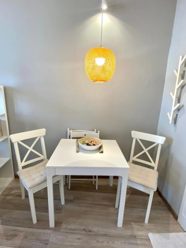 La Strada Apartments