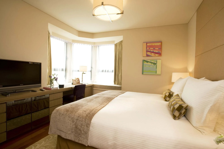 Lanson Place Jin Qiao Service Residences
