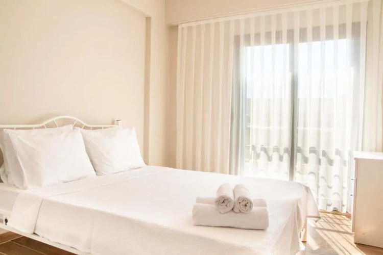 Superb Flat near Sea with Shared Pool in Cesme