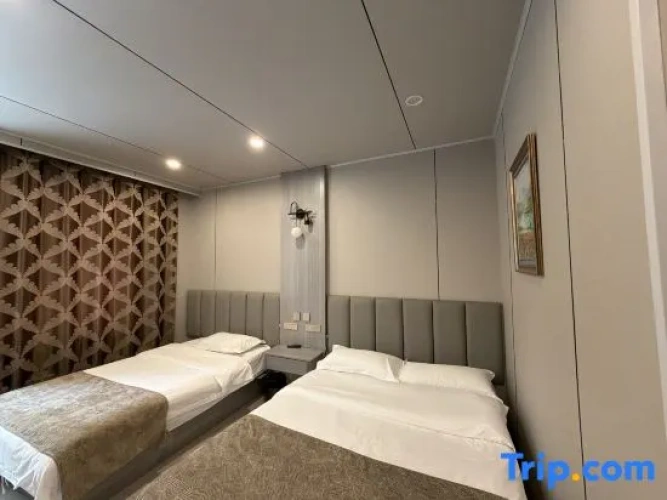 Premium Family room