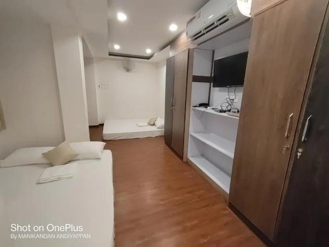 Standard Triple room