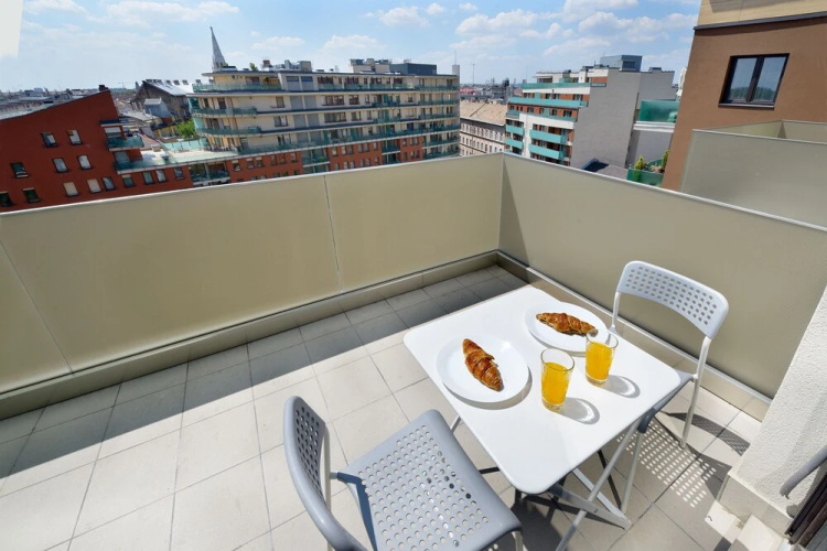 Corvina Apartments