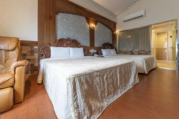 Superior Quadruple room