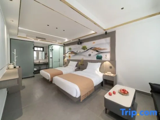 Premium Twin room