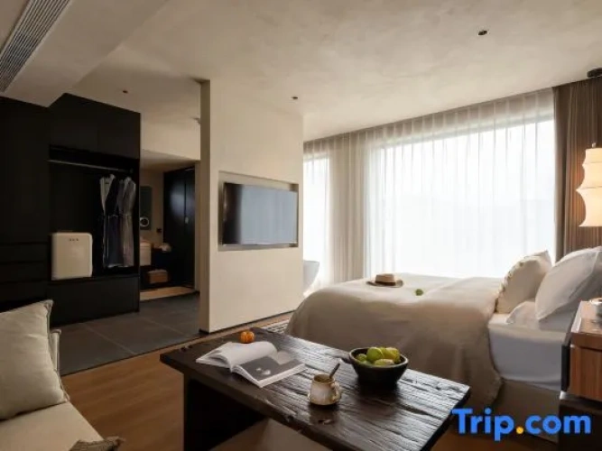 Double Suite with mountain view