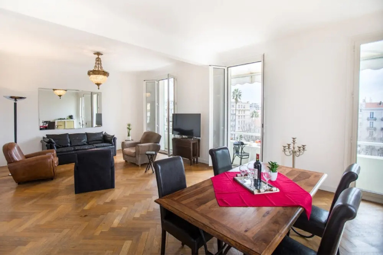 Ambassador Palace AP2095 by Riviera Holiday Homes