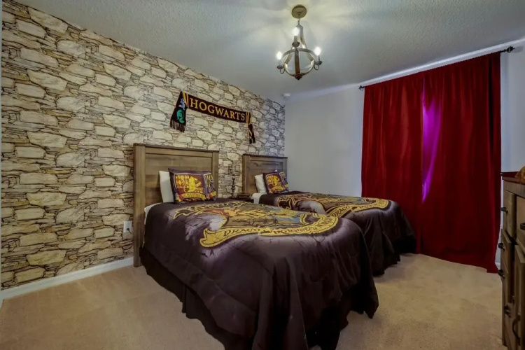 Erin's Windsor at Westside Vacation Home