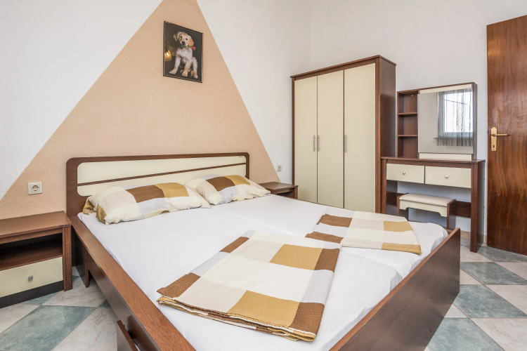 Seaview Apartment Varga 2