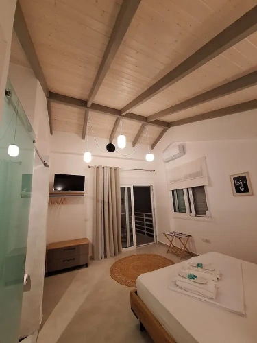 Standard Duplex room with partial sea view