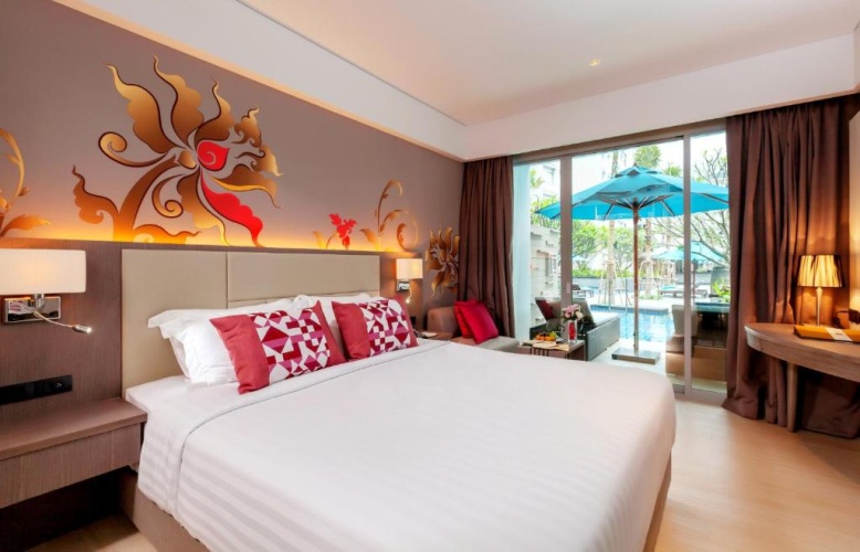 Deluxe Pool Access Double room