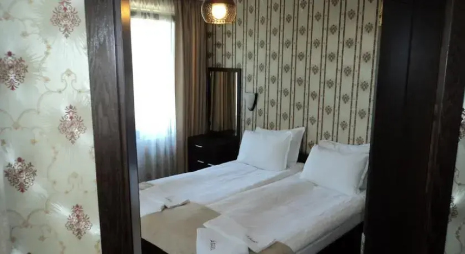 Hotel Asara