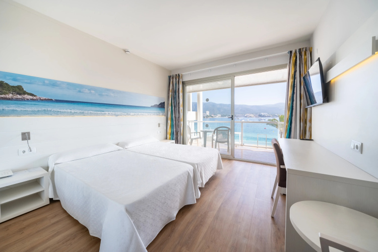 Hotel Seramar Comodoro Playa