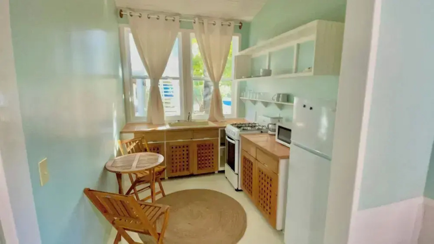 Utila Seabreeze Vacation Apartments