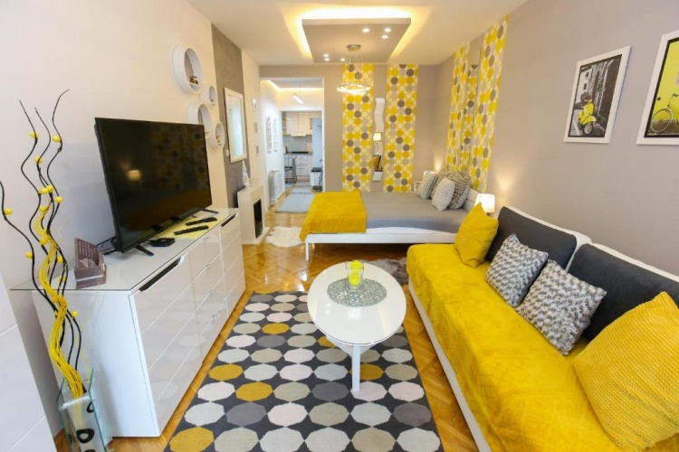 1 Bedroom Apartment