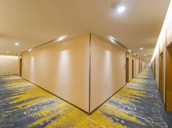 Gopher Wood hotel