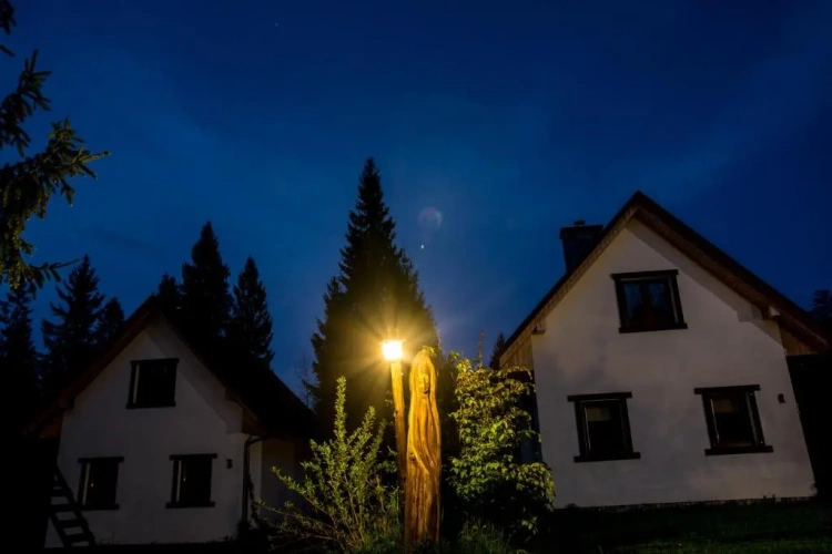 2 Bedrooms Cottage
