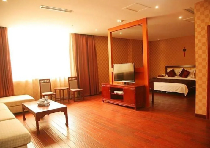 Starway Hotel