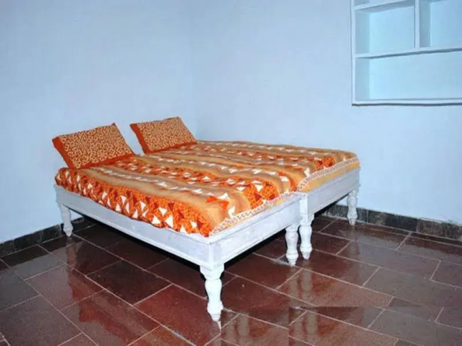 Hotel Gowri