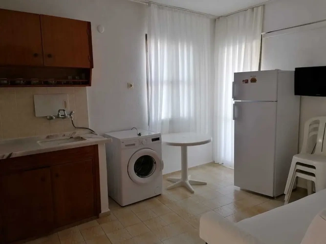1 Bedroom Apartment with balcony