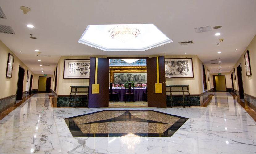 Weihaiwei Hotel