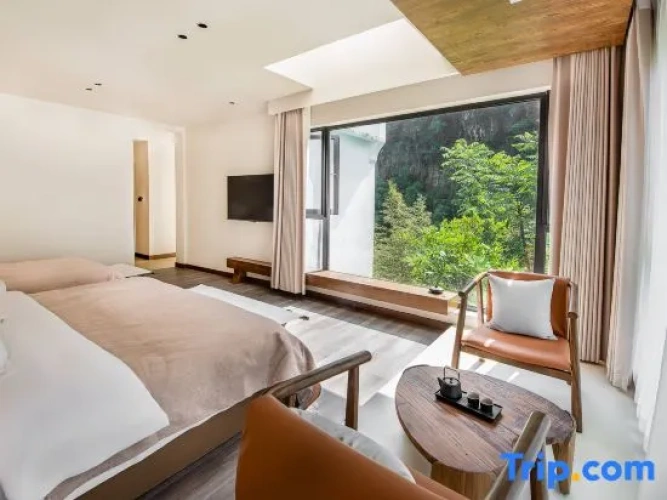 Family Suite with river view