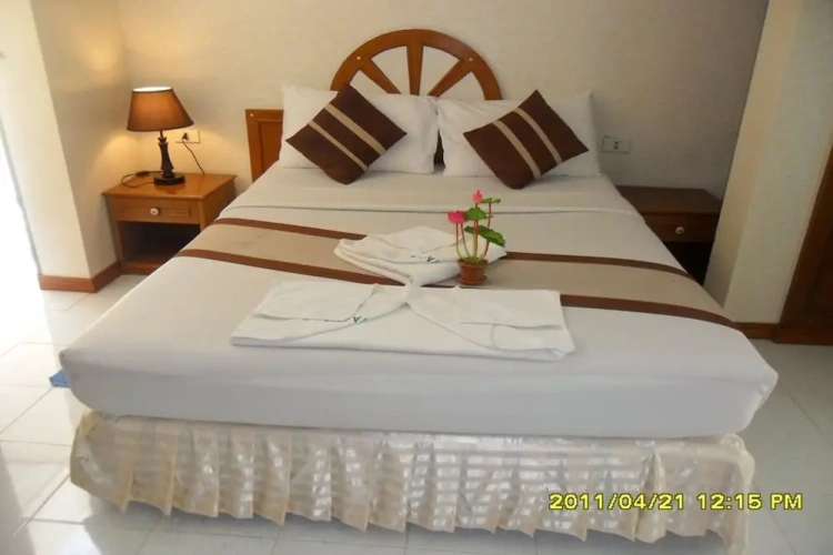 Standard Double room with view