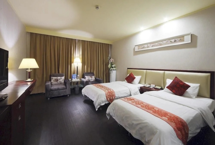 Xinghuacun Hotel