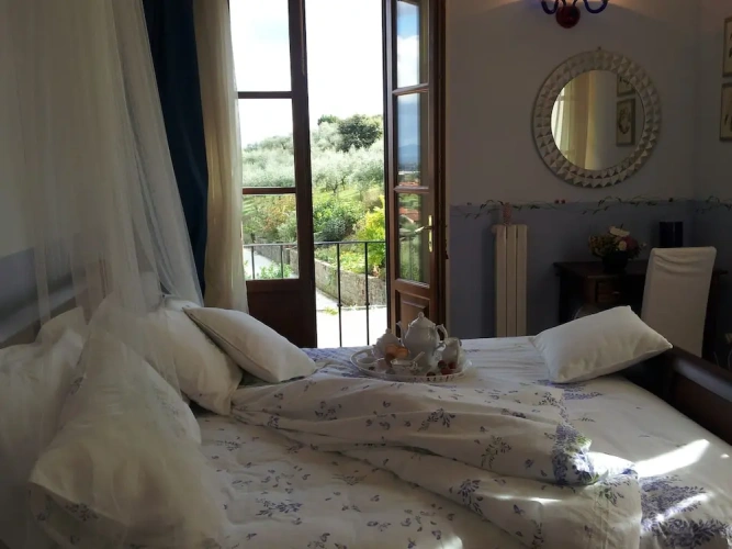 2 Bedrooms Luxury Apartment with balcony and with garden view