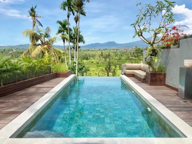 Luxury Villa with view