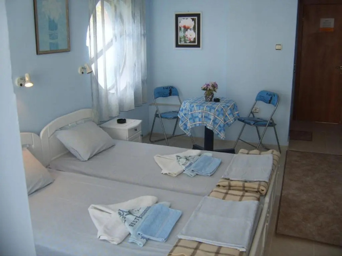 Andi Hotel