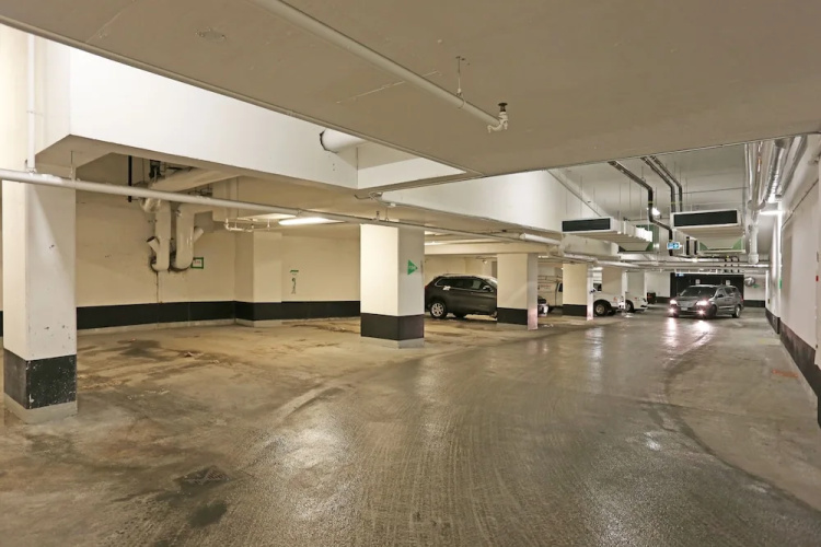 Yorkville Plaza