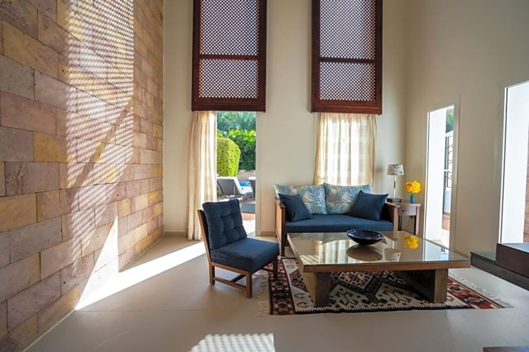 2 Bedrooms Swim-Up Villa (Adults Only 16+)